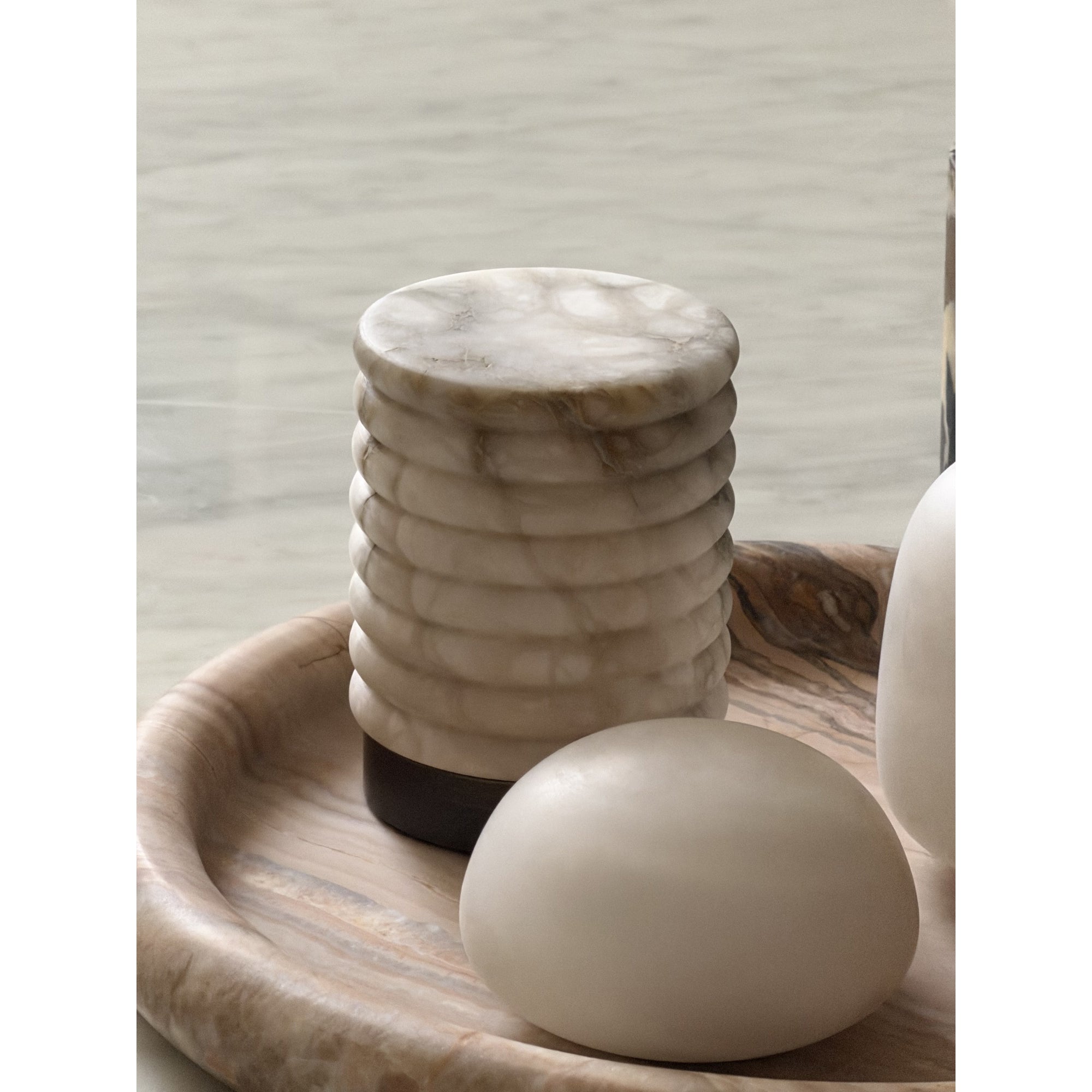 Mini Lampe de Table Albâtre avec Batterie Rechargeable – Éclairage d’Accent Sans Fil en Pierre Naturelle | Restfield