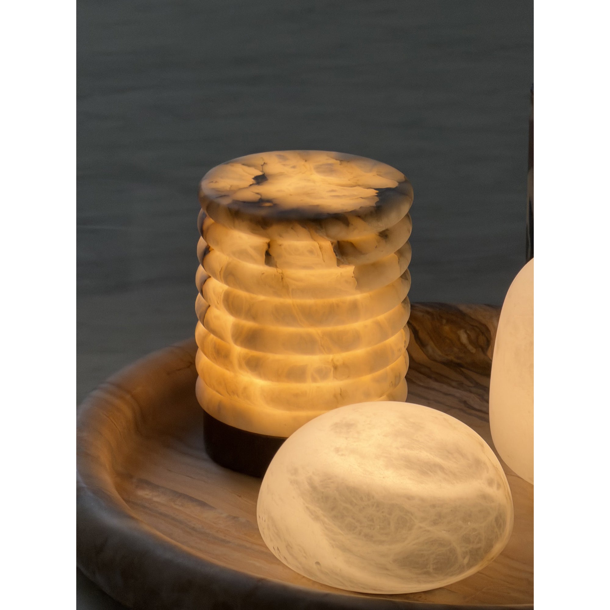 Mini Lampe de Table Albâtre avec Batterie Rechargeable – Éclairage d’Accent Sans Fil en Pierre Naturelle | Restfield