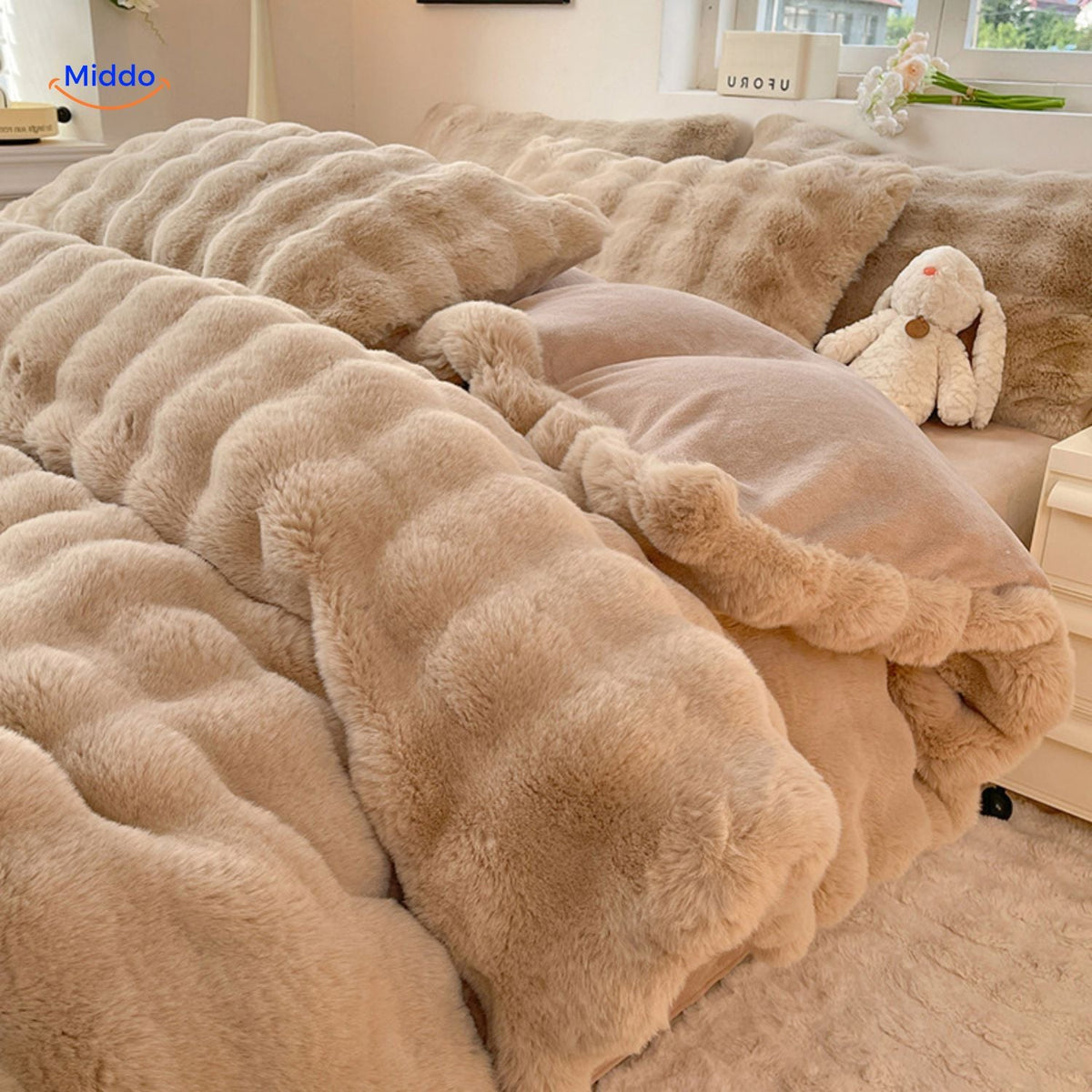 Ensemble de literie quatre pièces en peluche et fausse fourrure, linge de lit d’hiver, textile douillet, doux et chaud, confort pour la chambre à coucher | Sansoti