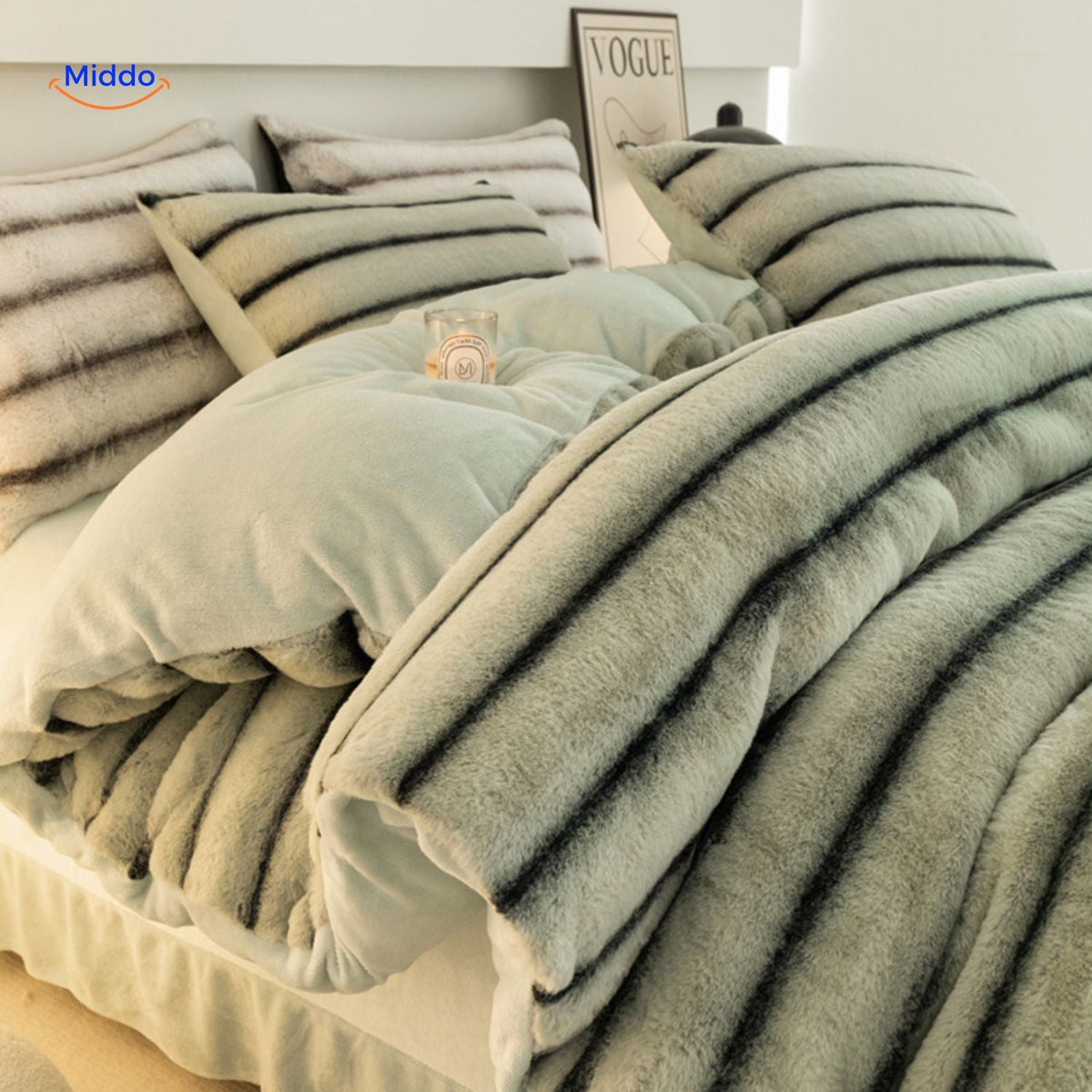 Ensemble de literie quatre pièces en peluche et fausse fourrure, linge de lit d’hiver, textile douillet, doux et chaud, confort pour la chambre à coucher | Sansoti