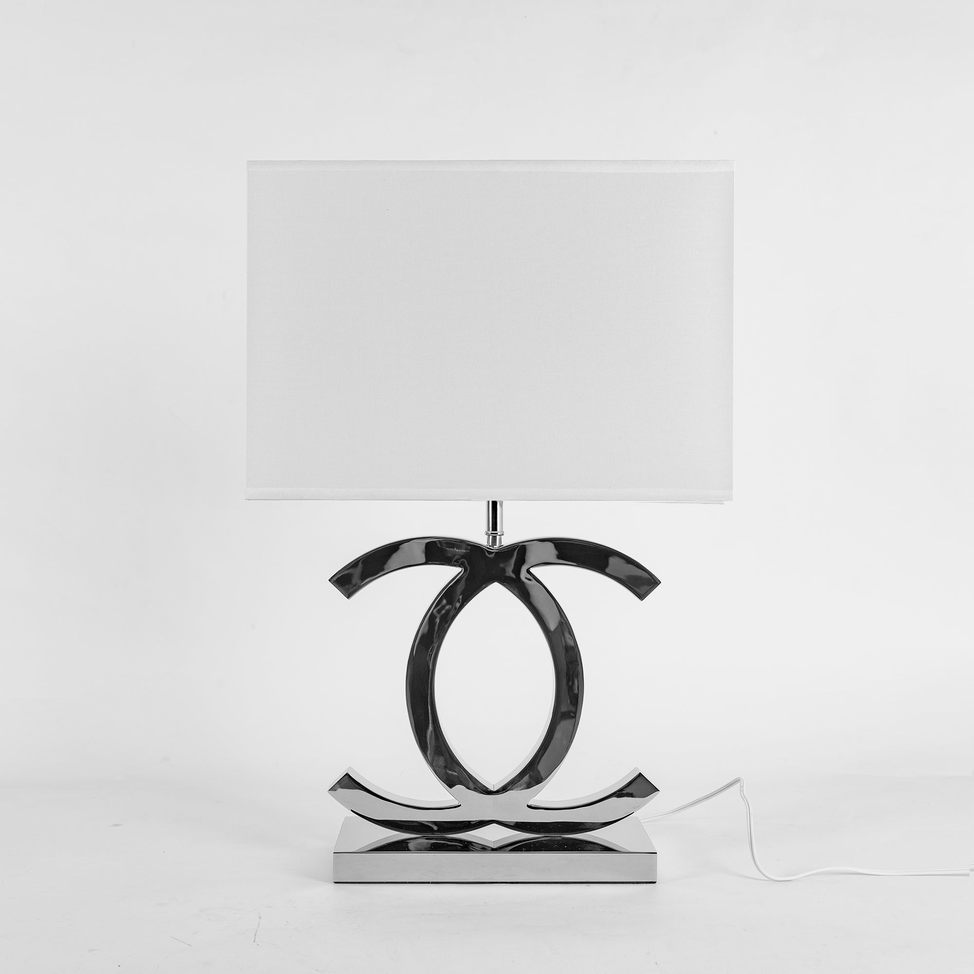Roestvrij Stalen Tafellamp met Stoffen Kap – Luxe Designlamp Goud/Chroom met Zwart/Wit – E26/E27 Fitting – Ø36.5×H62cm | Sansoti