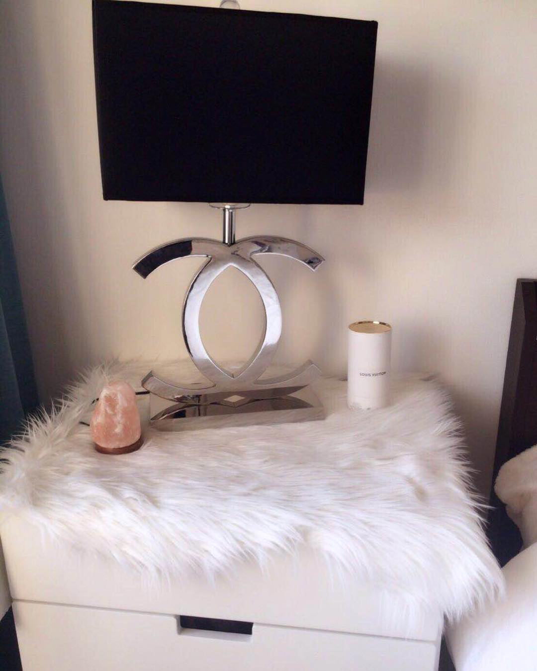Roestvrij Stalen Tafellamp met Stoffen Kap – Luxe Designlamp Goud/Chroom met Zwart/Wit – E26/E27 Fitting – Ø36.5×H62cm | Sansoti