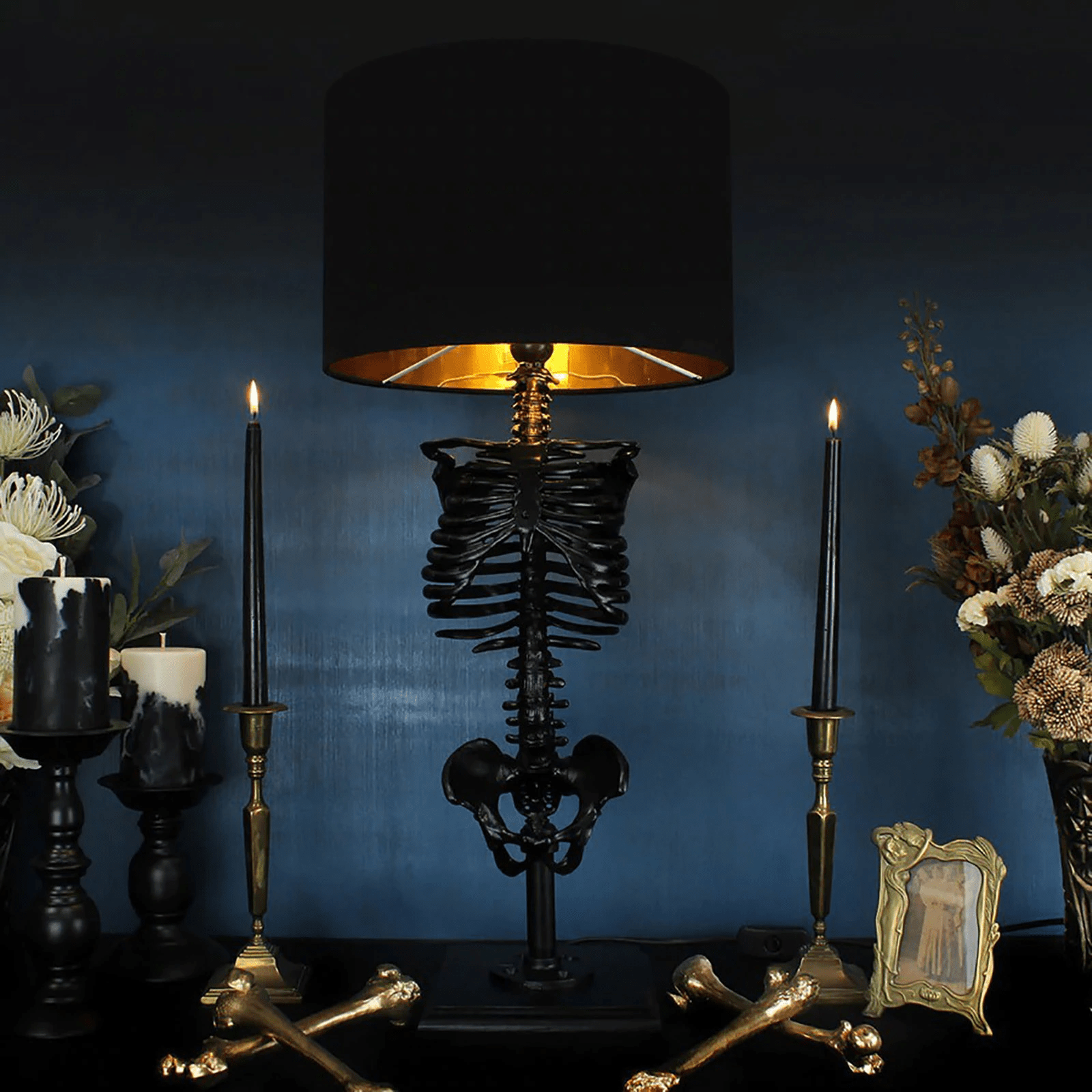 Tafellamp Skelet Gothic Handgemaakt Hout Resin Goud Koper Kunstig Statement Decoratie Donker Romantisch Woonkamer Nachtkastje Sfeer | Sansoti