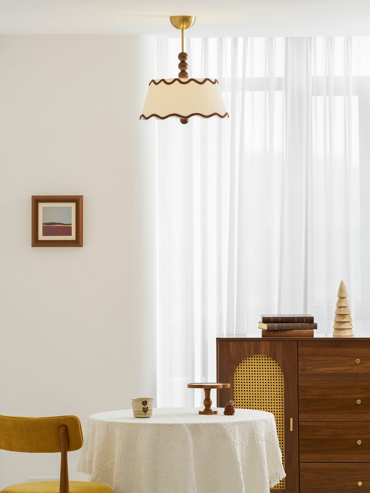 Plafondlamp met Geplooide Kap en Houten Kralen – Vintage Cottage Stijl voor Warm Sfeervol Licht | Sansoti