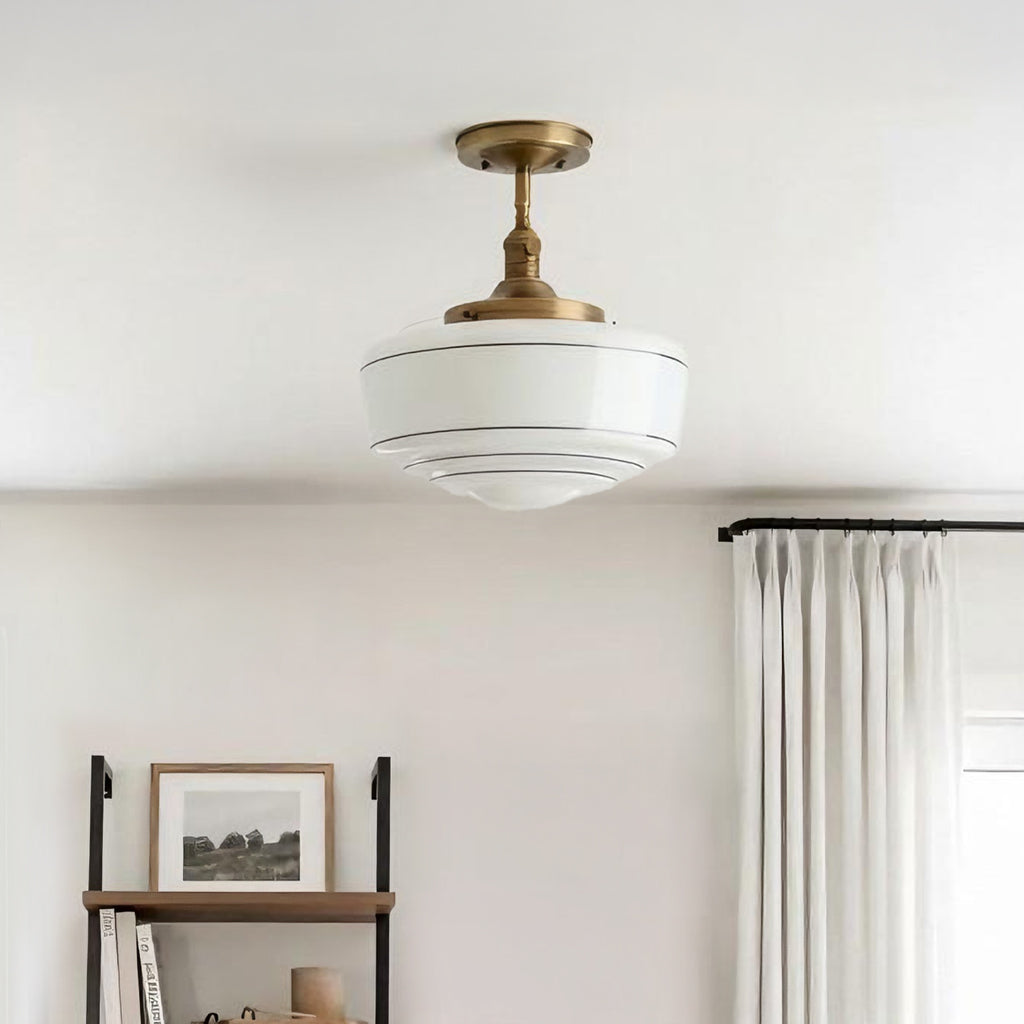 Ronde Plafondlamp met Gestreepte Glazen Kap en Messing Fitting – Scandinavische Flush Mount Verlichting | Sansoti