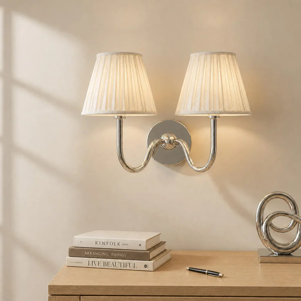 Wandlamp met Plissé Kap – Klassieke Wandverlichting Metaal & Linnen Landelijk Slaapkamer Hal Leeshoek Huis Interieur | Sansoti