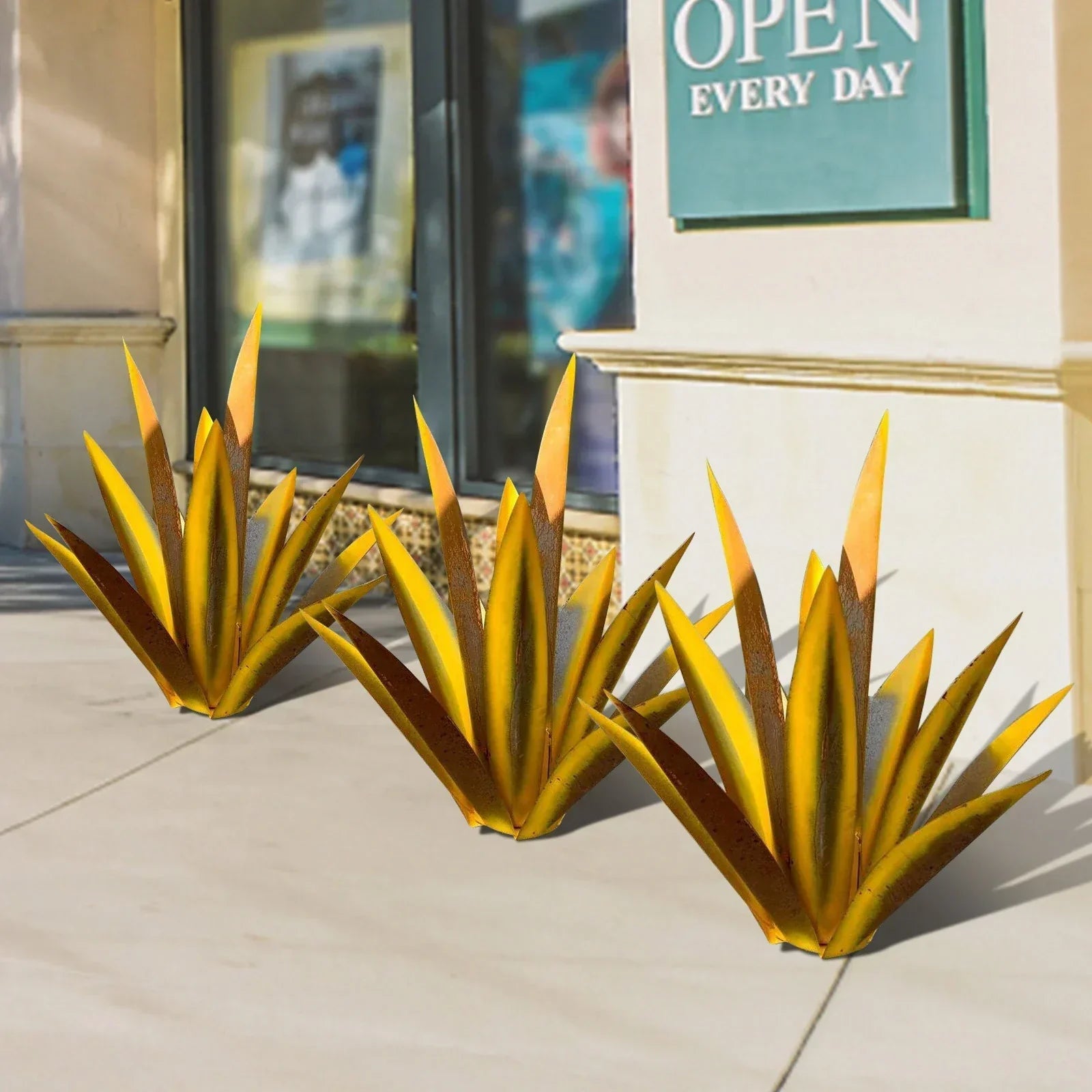 Metalen agave tuinbeeld van roestvrij staal voor tuin, terras en interieurdecoratie | Sansoti