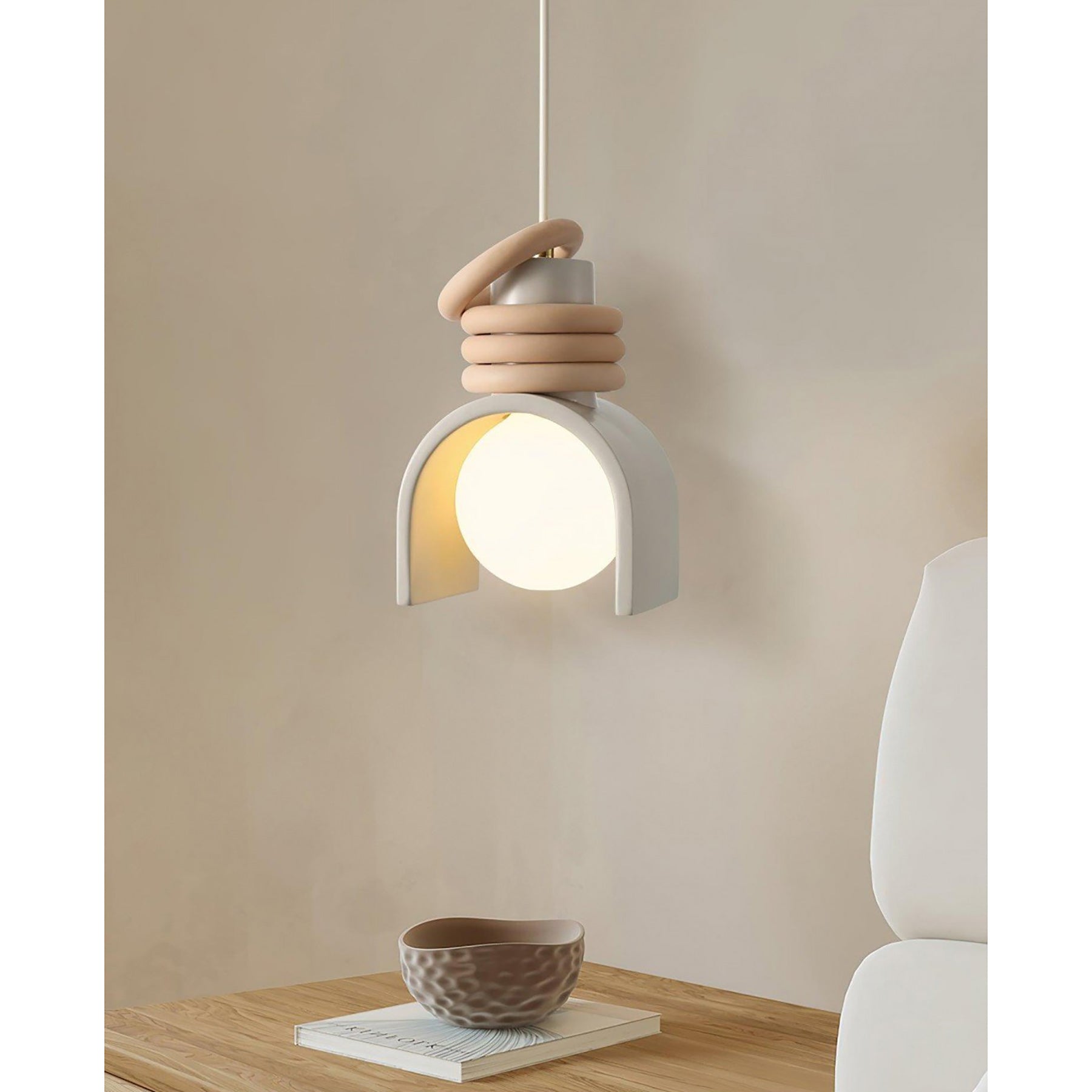Hanglamp met Kunsthars Kap Crème & Oranje Modern Design Eetkamer Woonkamer Verlichting Scandinavisch Stijlvol | Sansoti