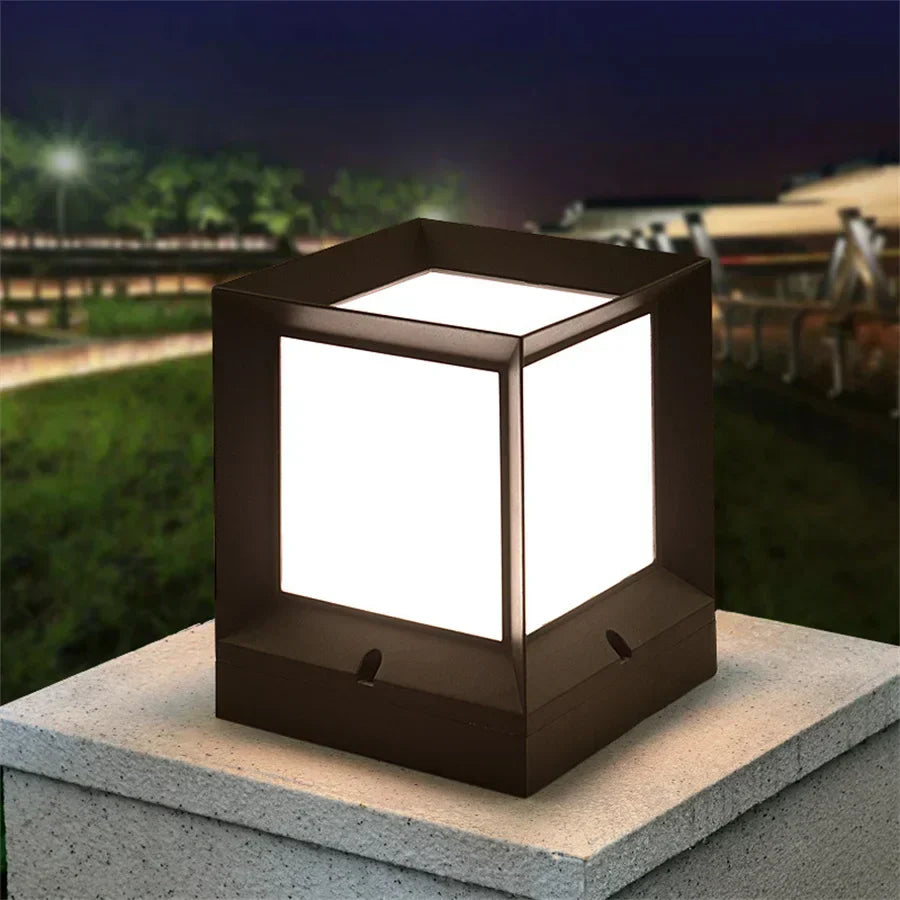 Buiten Staande Lamp Voor Oprit En Poort 12W LED Modern Zwart | Sansoti