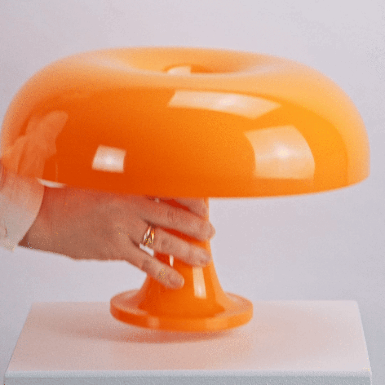 Tischleuchte Acryl Design Ikonisch 32cm Blutorange Schneeweiß Stimmungslicht Modern | Restfield