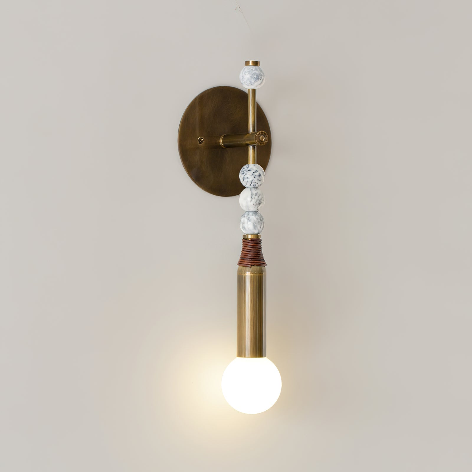 Toam Wandlamp Marmer Messing – Persepolis Geïnspireerd Design met Antique Brass Afwerking 18.9 en 27.6 inch | Sansoti
