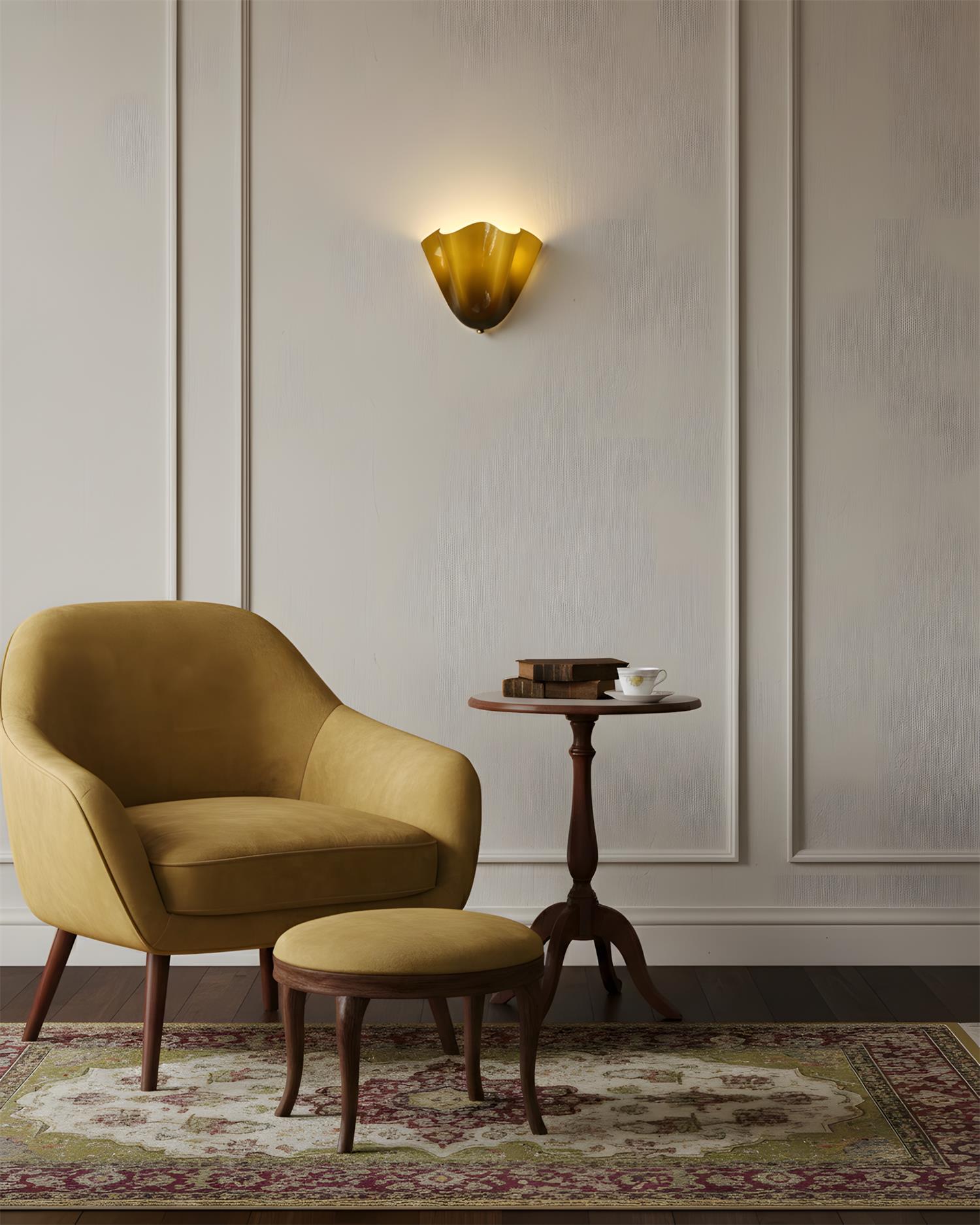 Design Wandleuchte aus mundgeblasenem Glas – Skulpturale Wandbeleuchtung für modernes Interieur