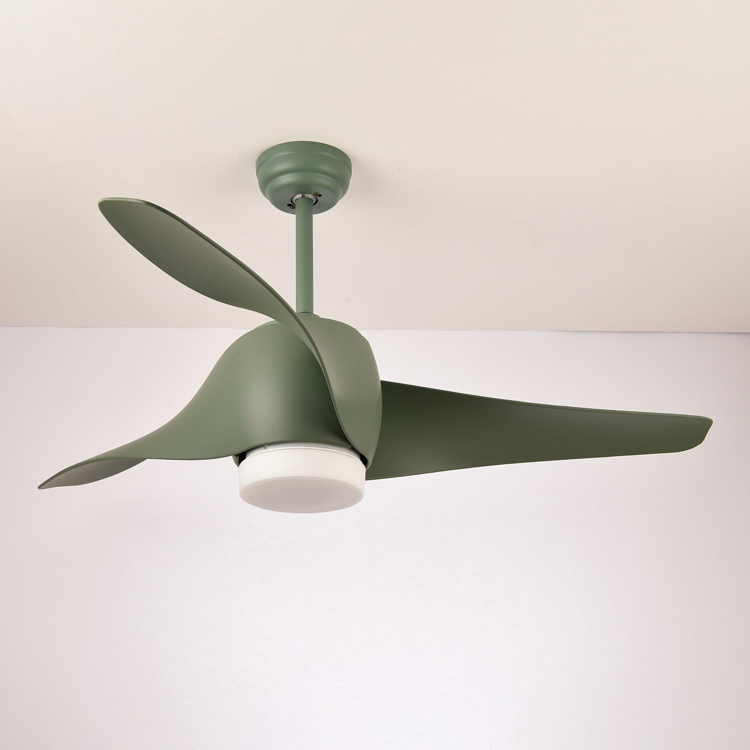 Plafondventilator met Verlichting 132 cm Verstelbaar Stille Motor en Afstandsbediening voor Woonkamer Slaapkamer | Sansoti