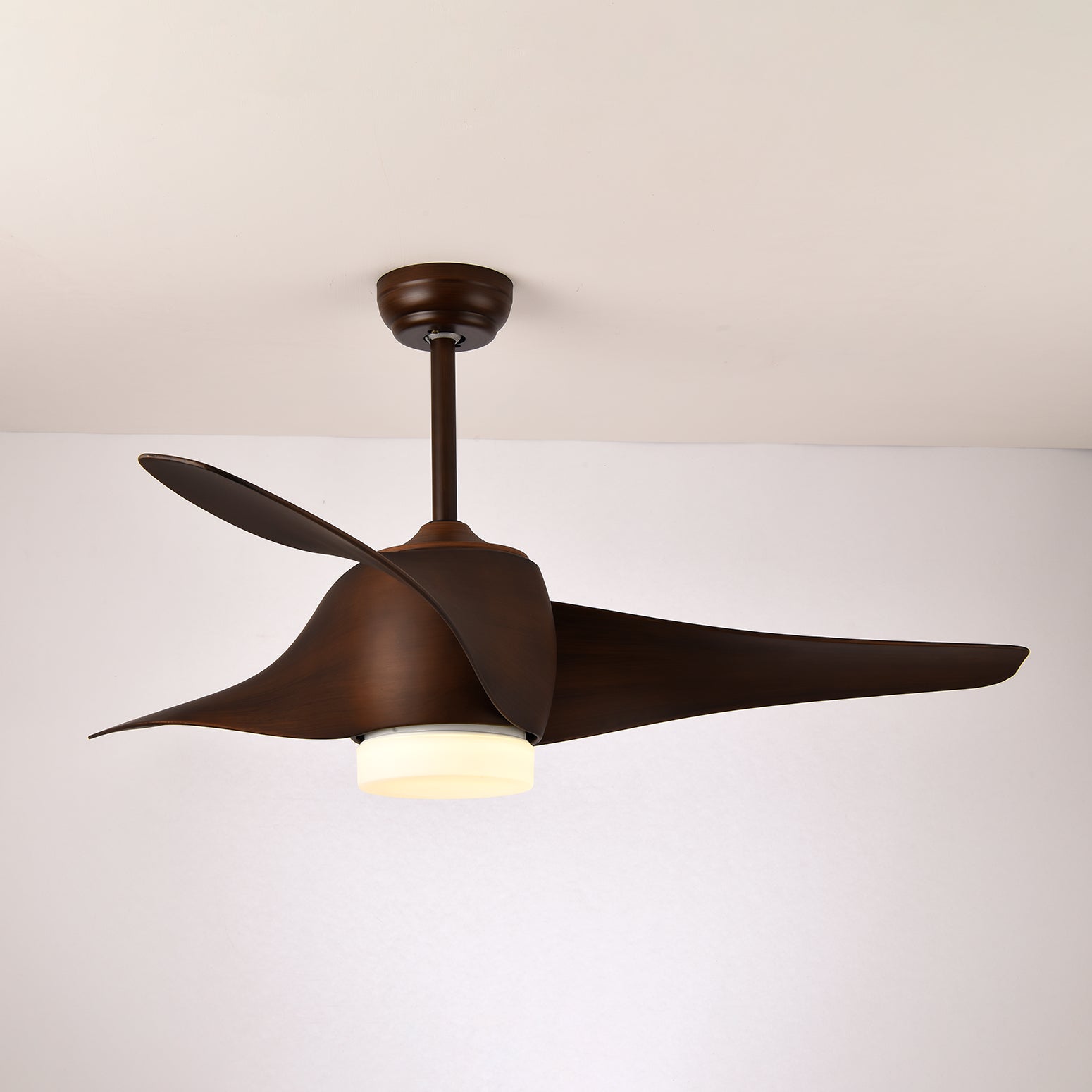 Plafondventilator met Verlichting 132 cm Verstelbaar Stille Motor en Afstandsbediening voor Woonkamer Slaapkamer | Sansoti