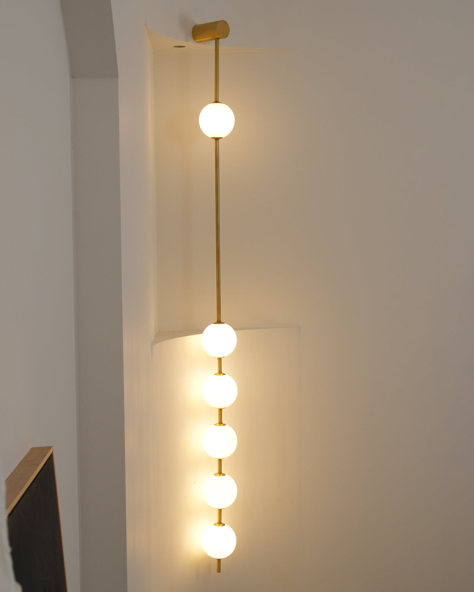 Verticale Glazen Wandlamp met Messing - Design Verlichting voor Gang & Entree | Sansoti