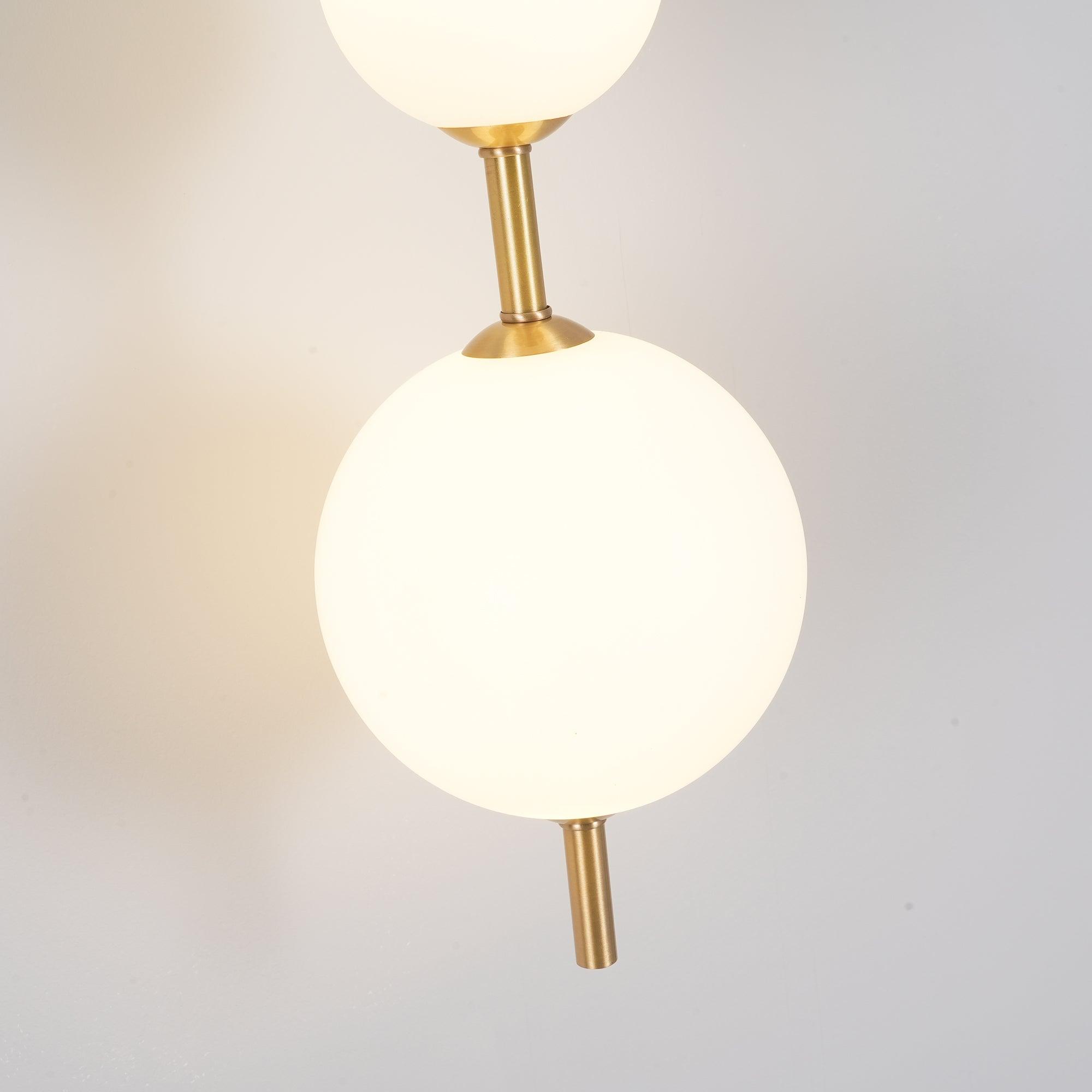 Verticale Glazen Bol Wandlamp – Moderne Wandverlichting met Gestapelde Bollen – Messing, Zwart of Nikkel – 3 Afmetingen | Sansoti