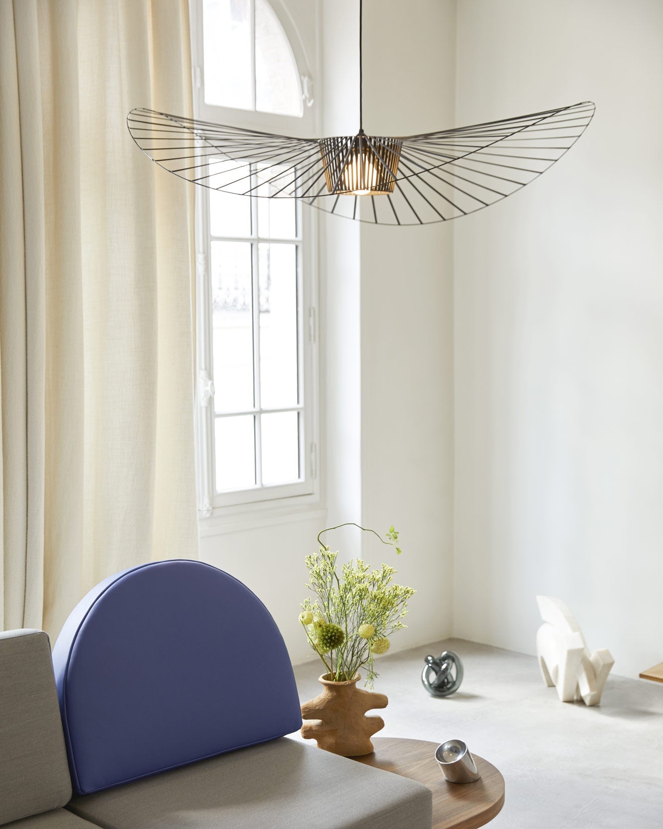 Vertigo Hanglamp Fiberglass Sculptuur met Vloeiende Silhouet Modern Design | Sansoti