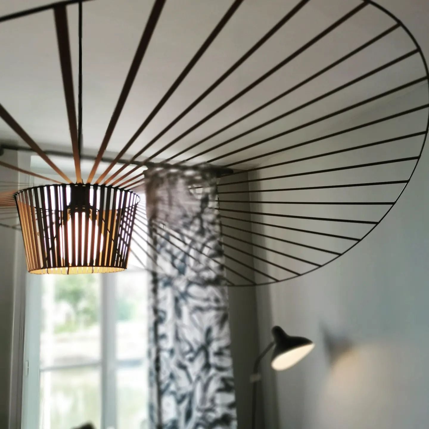Hanglamp met Polyurethaan Ribbons – Sculptural Design Fiber Grote Zwevende Pendellamp Eetkamer – Ø80cm-Ø200cm | Sansoti