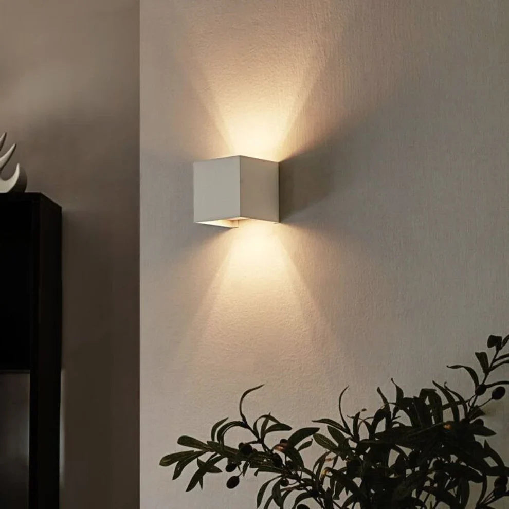 Adjustable LED wall lamp modern warm white aluminum design cube for hallway and living room | Sansoti