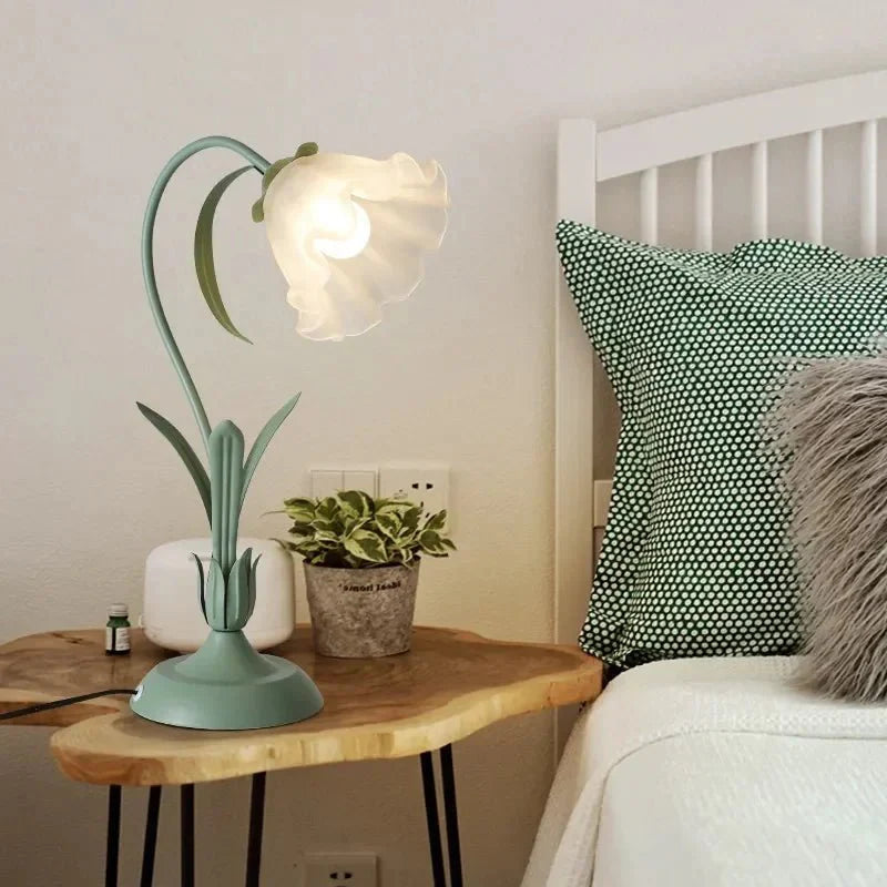 Vintage Table Lamp with Floral Pattern, Metal Base, E27 Socket, 50cm High, Atmospheric Light for Bedroom and Living Room | Sansoti