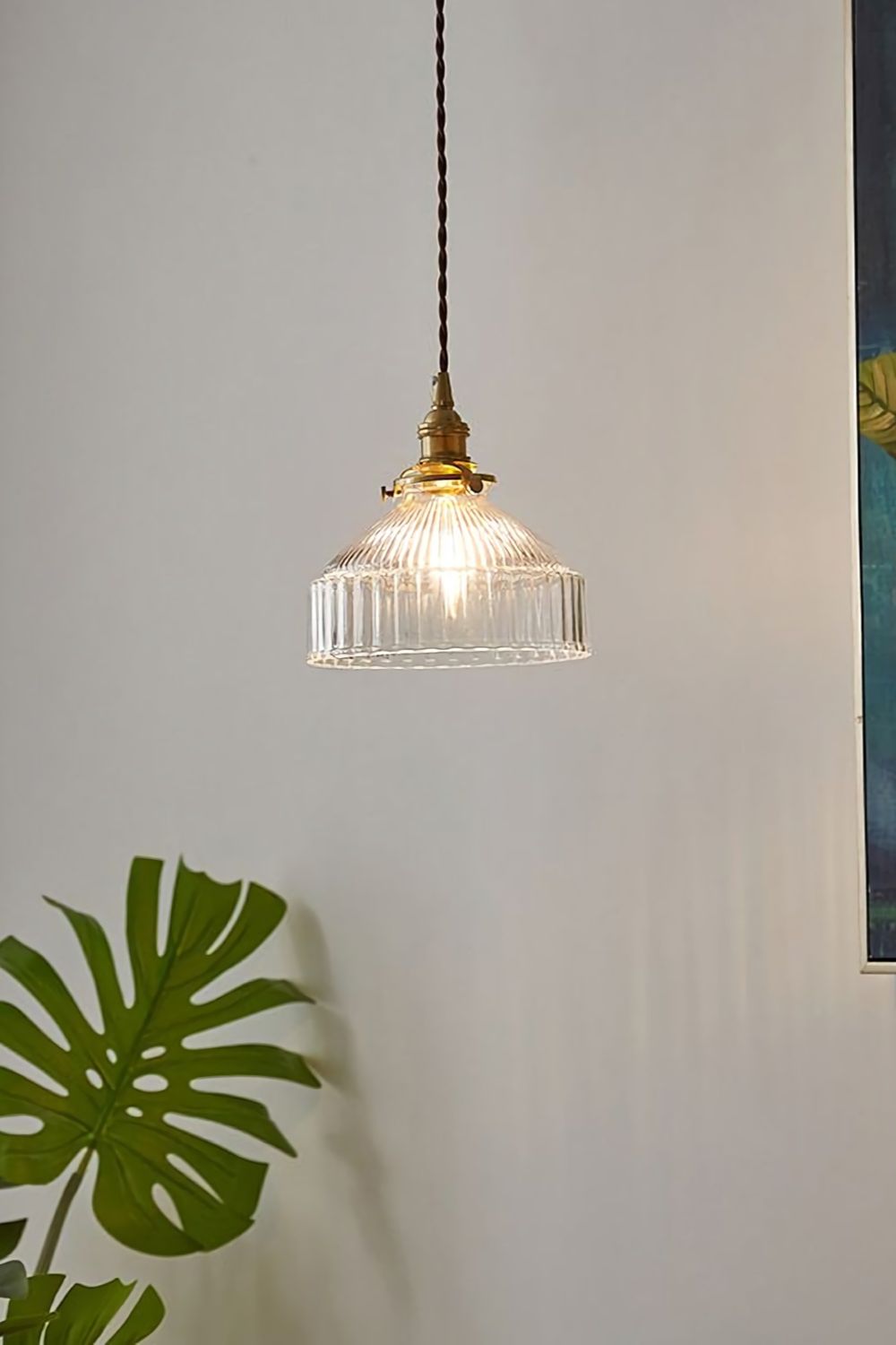 Suspension en verre et laiton, lumière chaude, entrée, chambre et salon, style rétro, éclairage d’ambiance, design vintage, plafonnier | Sansoti
