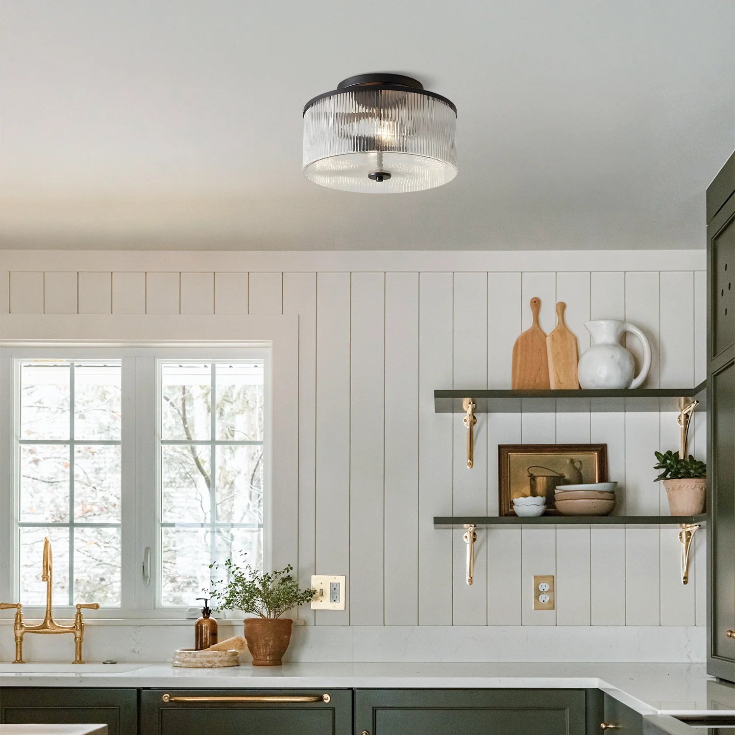Plafondlamp met Geribbelde Glazen Kap - Landelijke Stijl - Ø 35cm Messing Plafondverlichting voor Hal en Woonkamer | Sansoti