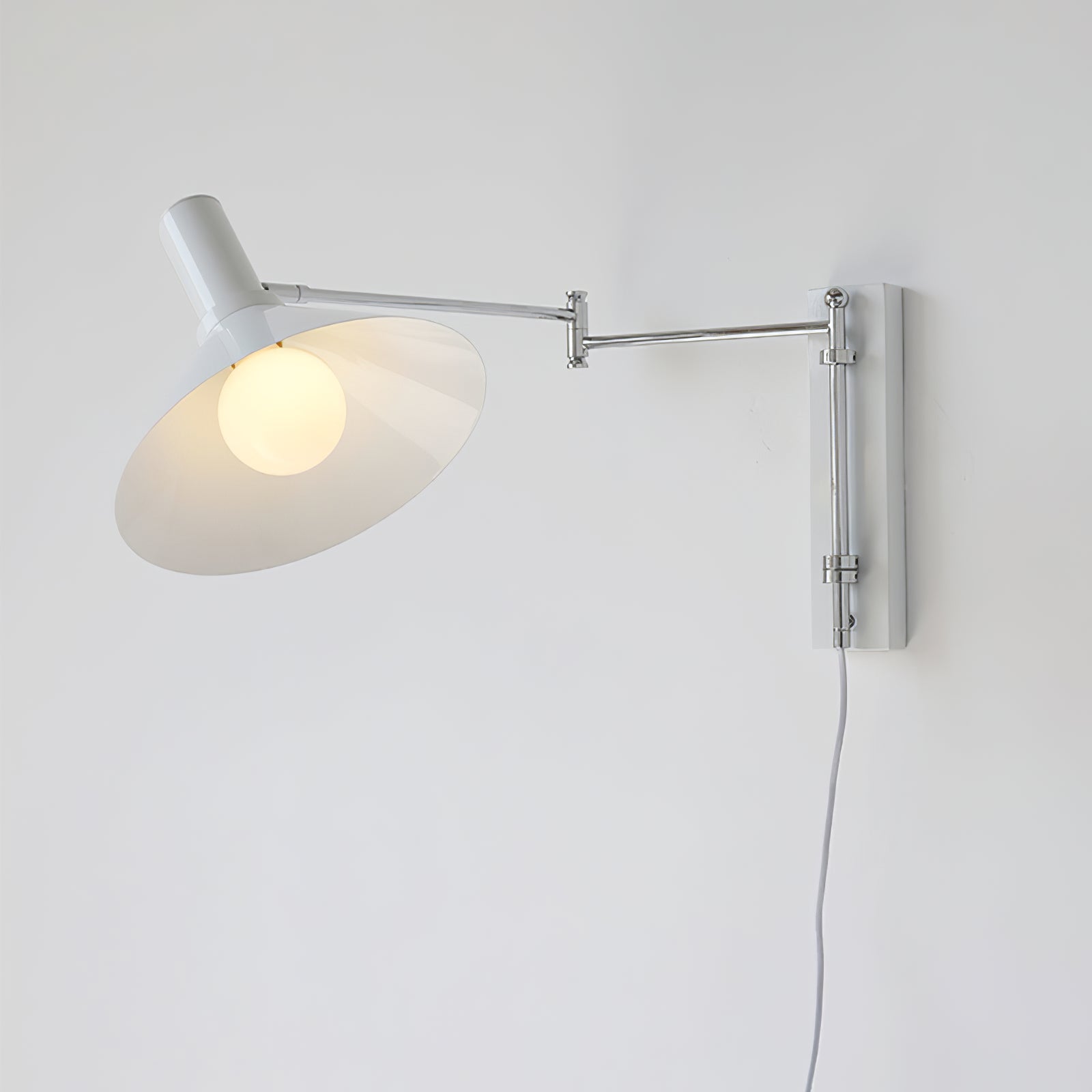 Verstelbare Metalen Wandlamp met Gelede Arm Industriële Stijl Muurverlichting Moderne Leeslamp | Sansoti