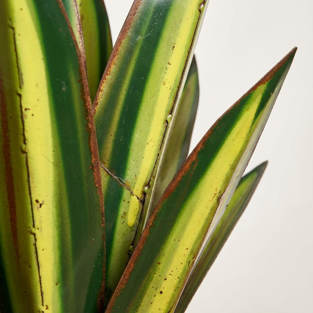 Tuinornament Metaal Agave Waterdicht Zonne-energie LED Klein Groot Groen Blauw Rood Terras Tuin Decoratie Kunstplant Geen Onderhoud Handgemaakt | Sansoti