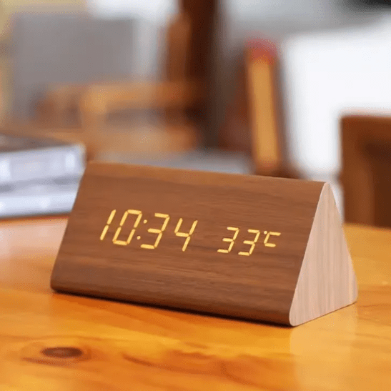 Digitale Houten Tafelklok met Stemactivering LED-Tijdsweergave Wekker Temperatuur voor Slaapkamer Kantoor | Sansoti