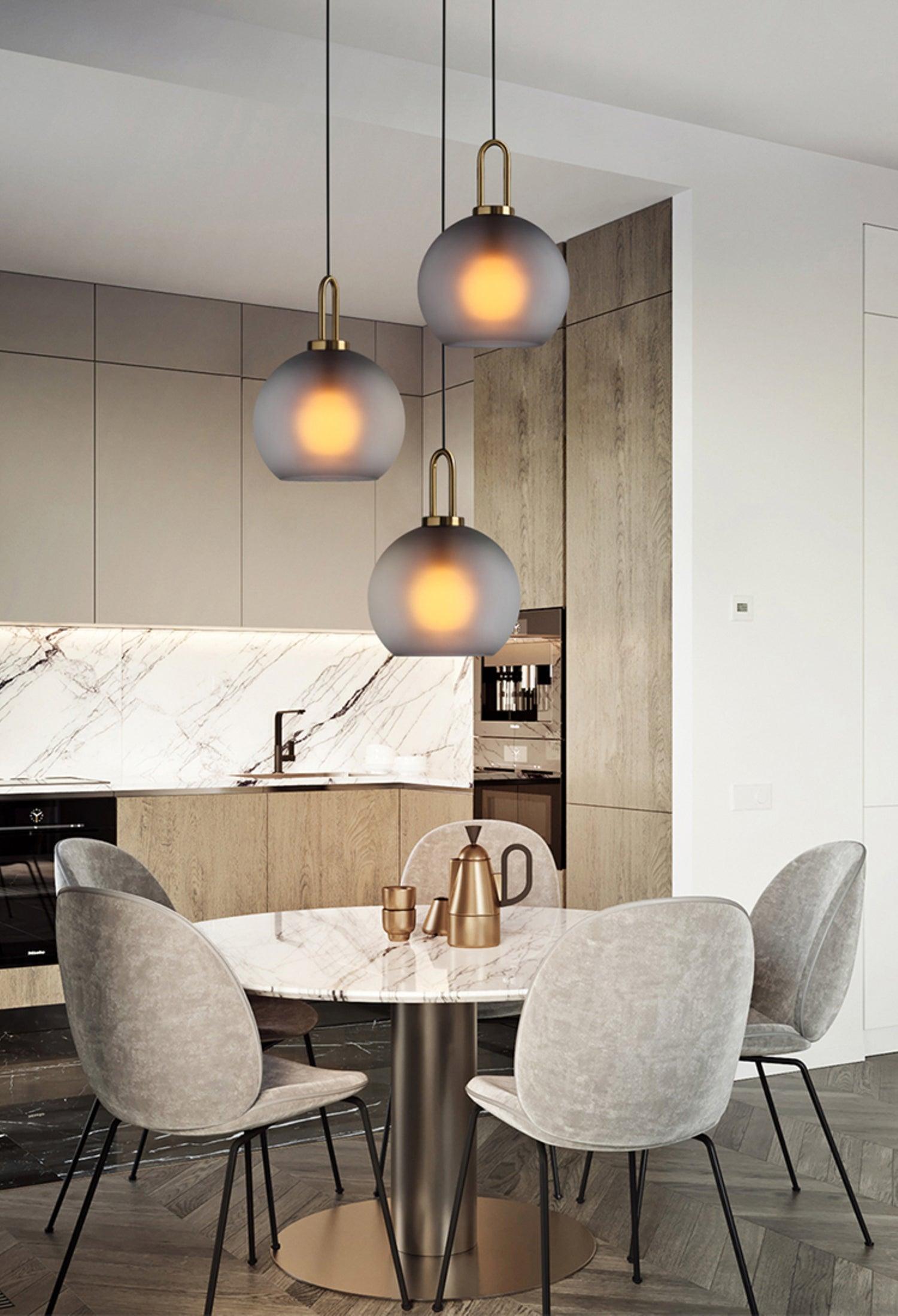 Glazen Hanglamp met Koperen Afwerking – Capsule & Sphere Vormen | Sansoti