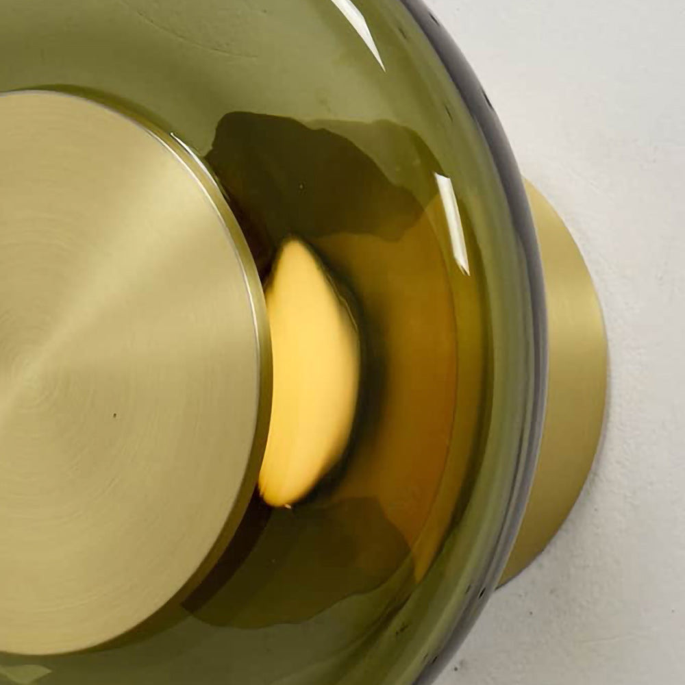Wandlamp met Groen Glas & Gouden Afwerking – Moderne Verlichtingsaccent voor Hal en Slaapkamer | Sansoti