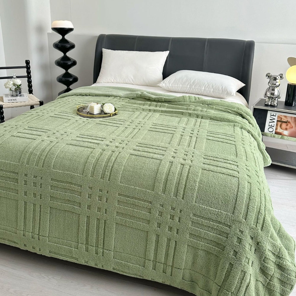 Textured Double-Layer Microfiber Blanket Living Room Bedroom Warm Winter Blanket Soft Comfortable | Sansoti