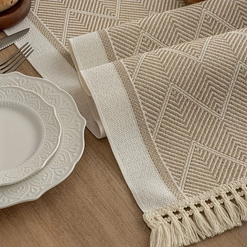 Chemin de table tissé à motif zigzag – Décoration naturelle pour salle à manger et espace de vie | Restfield