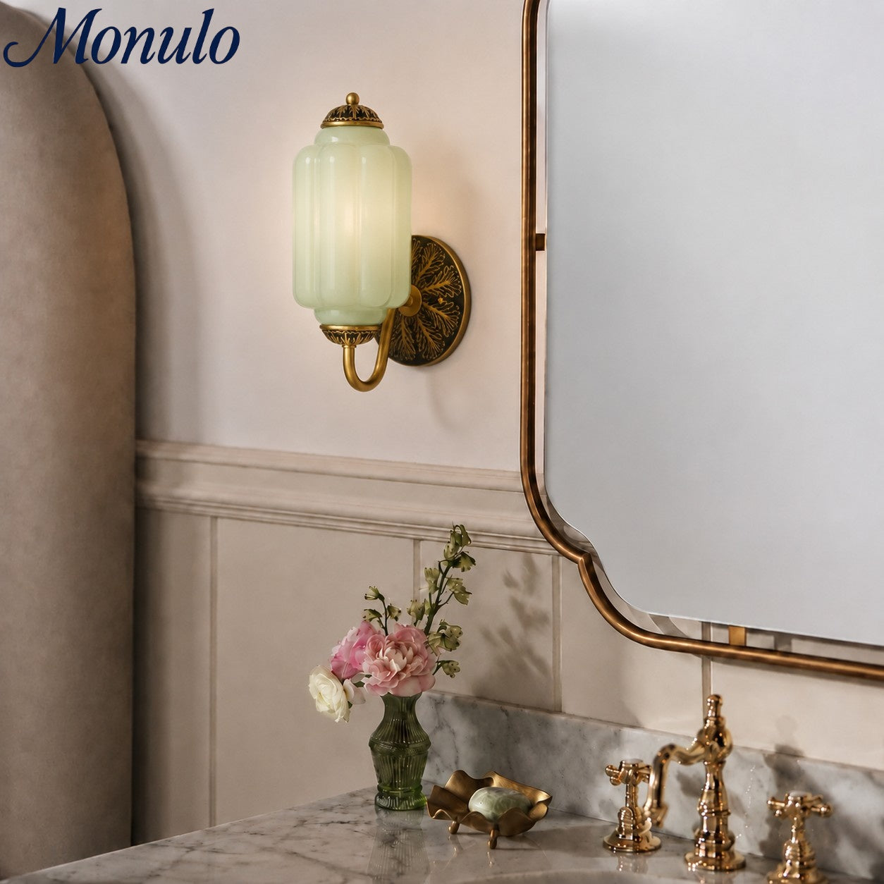 Melkglazen Wandlamp Eloise voor Hal en Slaapkamer | Vintage Wandverlichting met Melkwit Glas | Sansoti