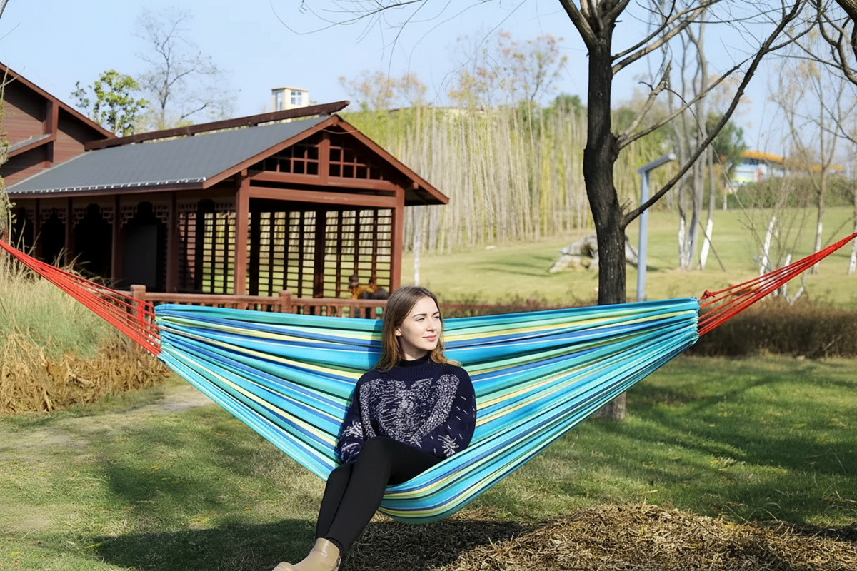 Ademende Hangmat 190x150 cm Binnen & Buiten tot 200 kg Belastbaar met Opbergtas Relaxhangmat Tuinmeubel | Sansoti
