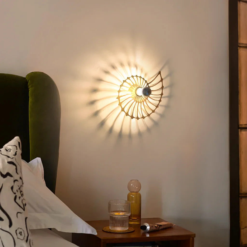 Decoratieve LED Wandlamp met Nautilus Design – Sfeervolle Wandverlichting | Sansoti