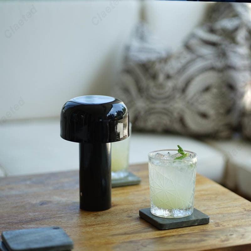 Lampe de table LED rechargeable au design champignon, sans fil et à intensité réglable, éclairage d’ambiance pour salon, chambre et salle à manger | Sansoti