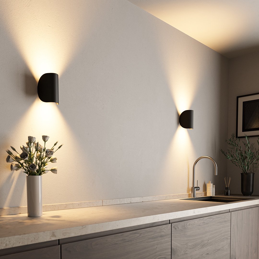 Draaibare LED Wandlamp Metaal 360° Verstelbaar Zwart Wit Binnen Buiten IP65 Waterdicht Scandinavisch Modern | Sansoti