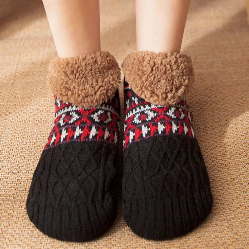 House Socks with Snowflake Pattern, Non-Slip, Fleece-Lined, Unisex Winter Socks, Warm, Fluffy, Comfortable Indoor | Sansoti