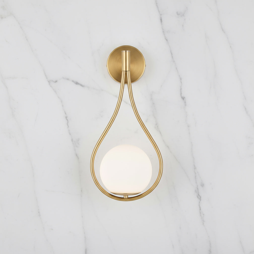 Moderne Scandinavische Wandlamp met Metalen Afwerking | Sansoti