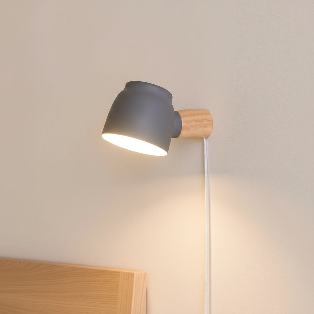Oona Plug-in Wandlamp – Scandinavische Wandspot met Stekker – Flexibele Stijlverlichting voor Slaapkamer | Sansoti