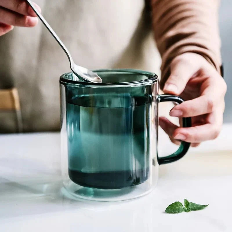 Thermischer Kaffeebecher aus Glas mit doppelwandiger Isolierung, 350 ml, Warmhaltebecher für Tee, Latte und Cappuccino, ergonomischer Griff | Sansoti