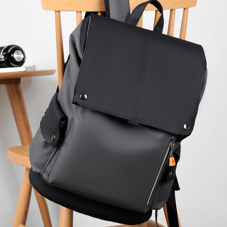25-l-Rucksack mit Rollverschluss, wasserdicht, Laptopfach, USB-Ladeanschluss, Reiserucksack für den täglichen Gebrauch, Schule, Arbeit und Outdoor-Aktivitäten | Sansoti