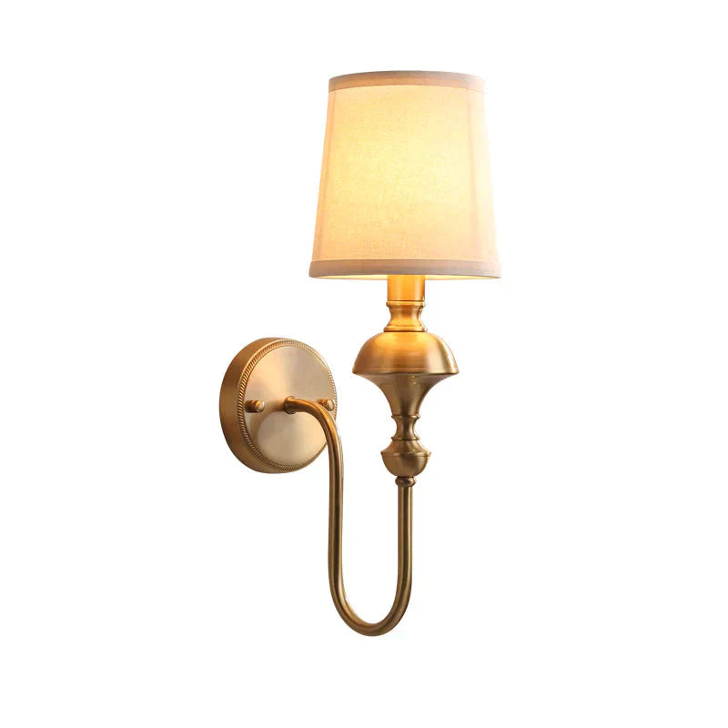 Koperen Wandlamp met Kegel Lampenkap - Enkele of Dubbele Kop - Elegant Design voor Slaapkamer en Gang | Sansoti