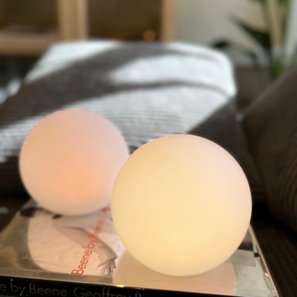 Draadloze LED Maanlamp Tafellamp 16 Kleuren Afstandsbediening IP65 Waterbestendig Sfeerverlichting Binnen Buiten | Sansoti