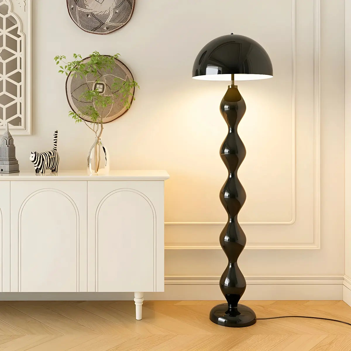 Lampadaire moderne en forme de champignon avec abat-jour métallique et 3 niveaux d’éclairage – Lampadaire scandinave avec interrupteur au pied | Restfield