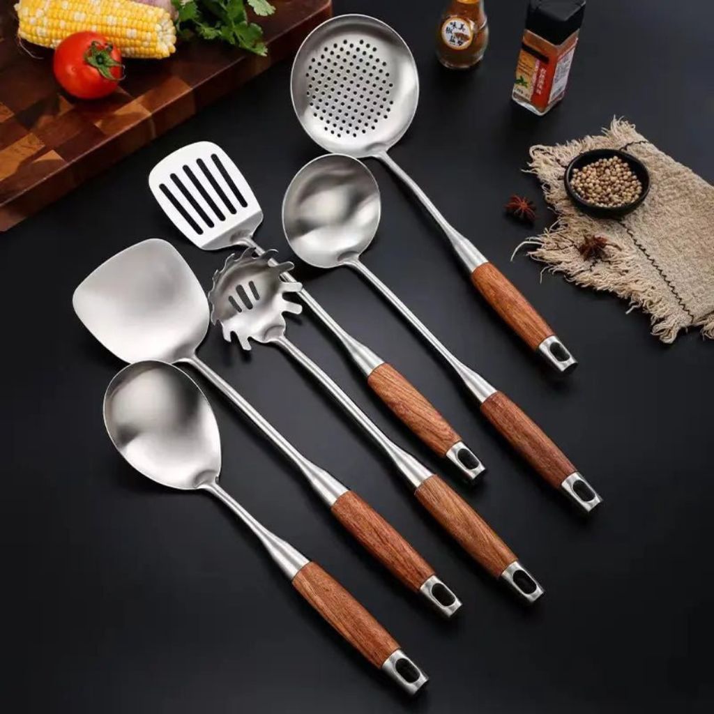 Set d’ustensiles de cuisine en acier inoxydable, 6 pièces, avec manches en bois : cuillère, spatule, louche, serveur à pâtes et ustensiles de cuisine | Sansoti