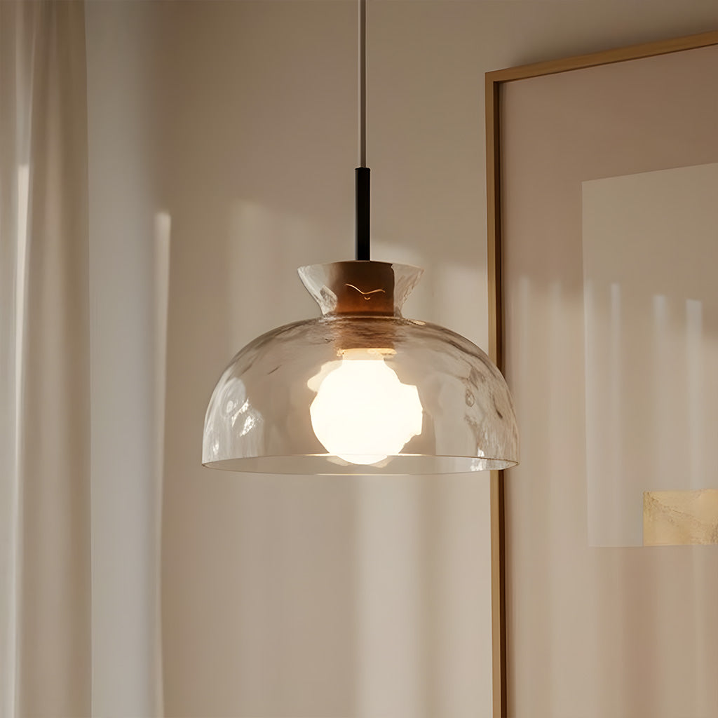 Glazen Hanglamp met Geslepen Koepel en Houten Accenten – Rustieke Eethoekverlichting | Sansoti