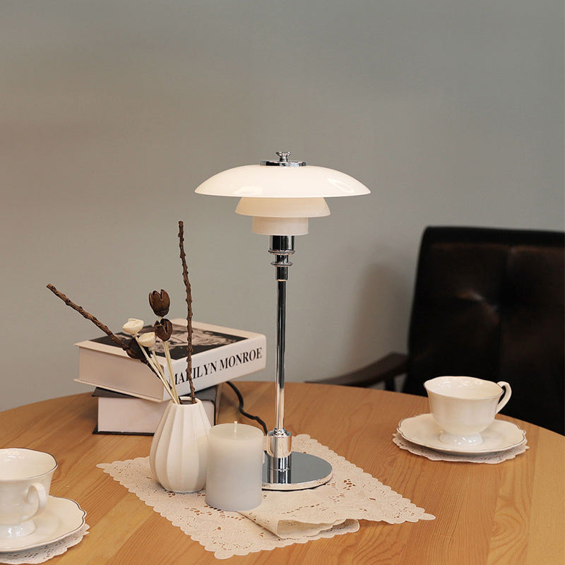 Minimalistische Tischlampe mit Glaskugel Dimmbares LED-Licht Stimmungsvolle Moderne Beleuchtung Schlafzimmer Wohnzimmer | Sansoti