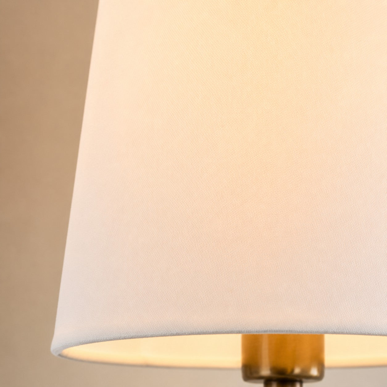 Wandlamp met linnen kap - retro metalen wandverlichting voor slaapkamer en gang | Sansoti